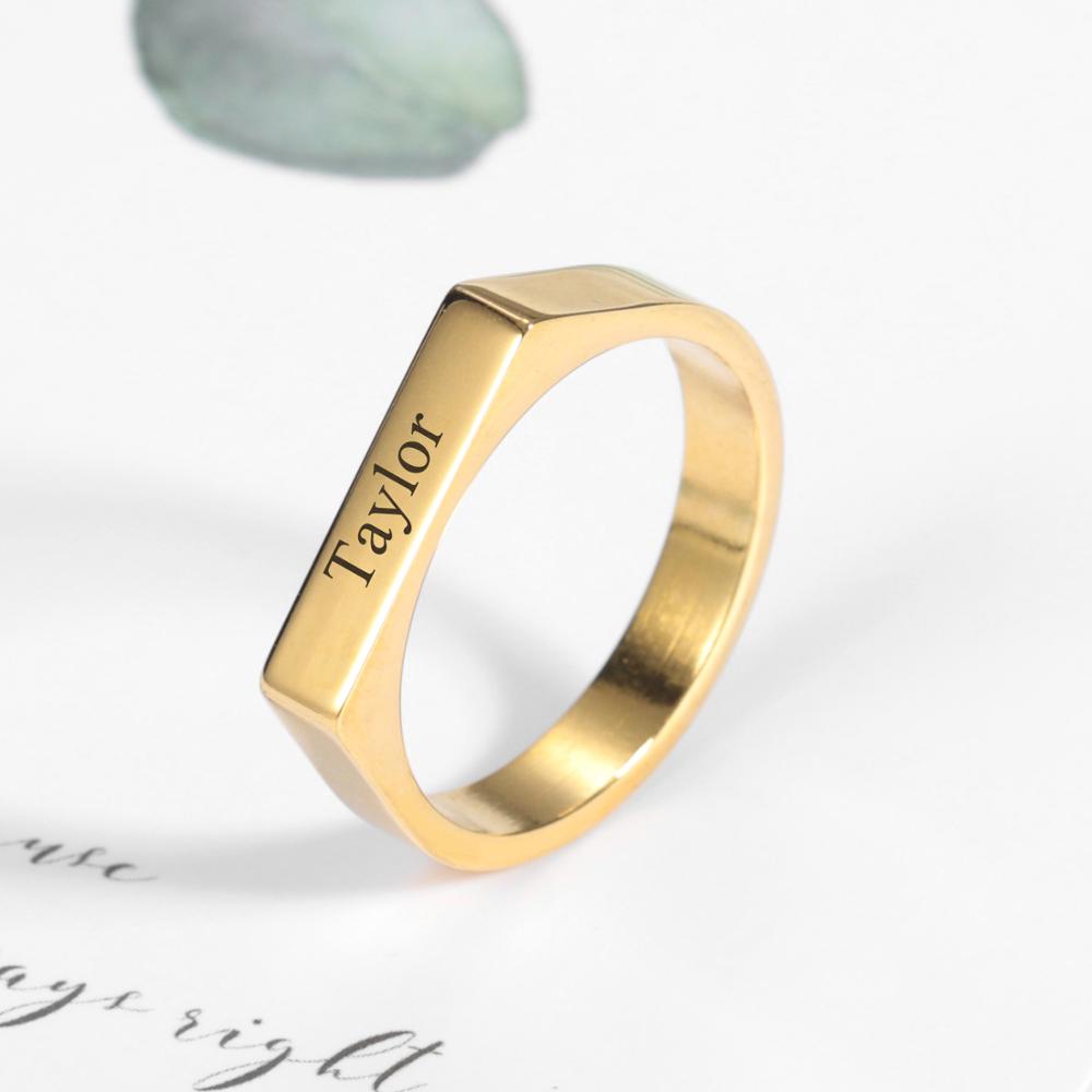 Taylor Name Bar Ring