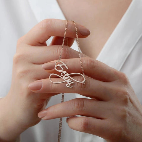 Reyhan Cursive Name Necklace