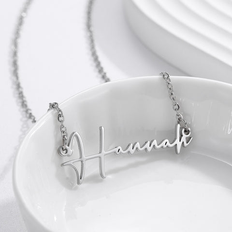 Hanna Cursive Name Necklace